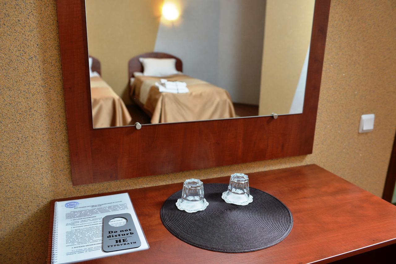 Forsage Hotel Rivne Bilik gambar