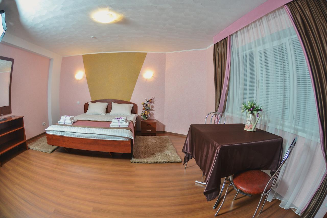 Forsage Hotel Rivne Luaran gambar